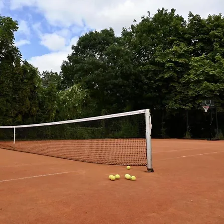 Meierei - Mit Pool & Tennisplatz, Nahe Ostsee بيت للعطل Harmsdorf