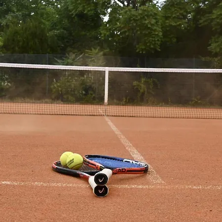 Meierei - Mit Pool & Tennisplatz, Nahe Ostsee بيت للعطل Harmsdorf