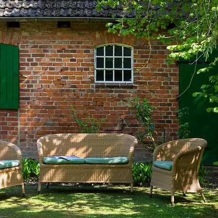 Meierei - Mit Pool & Tennisplatz, Nahe Ostsee Holiday home