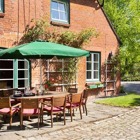 Holiday home Meierei - Mit Pool & Tennisplatz, Nahe Ostsee *