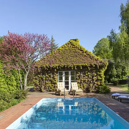 Meierei - Mit Pool & Tennisplatz, Nahe Ostsee * Harmsdorf